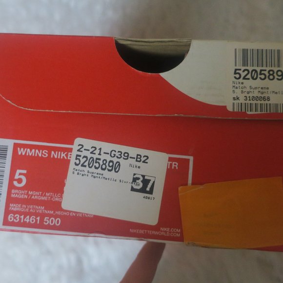 NIKE NIB Women`s Magenta Match Supreme Leather SZ 5 style 631461 500 - Picture 7 of 8